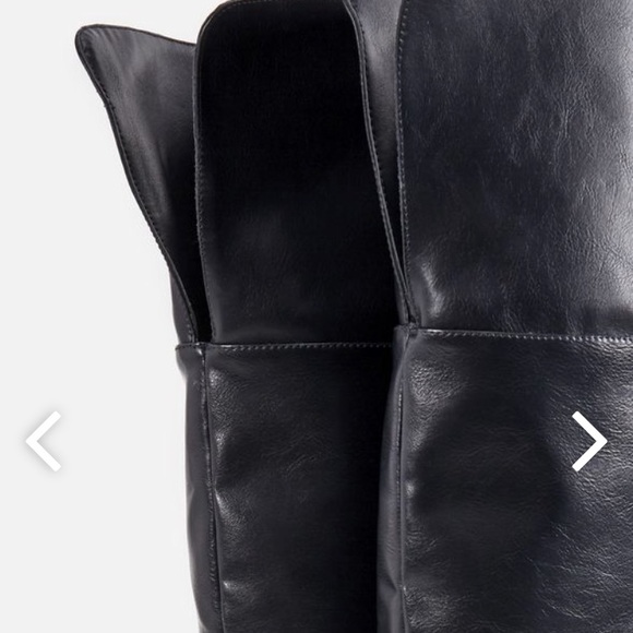 Boots - Picture 4 of 4